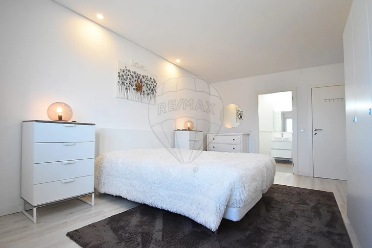 Apartamento T3 para Venda em Arvore Foto 19
