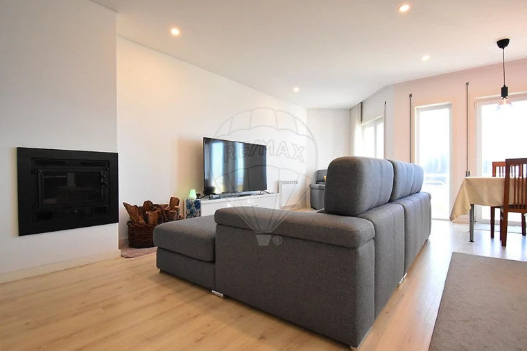 Apartamento T3 para Venda em Arvore Foto 6