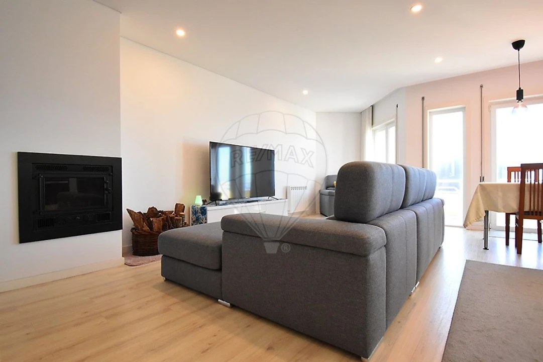 Apartamento T3 para Venda em Arvore Foto 6