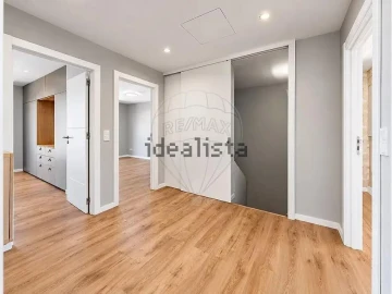 Moradia T4 para Venda em Vila das Aves