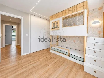 Moradia T4 para Venda em Vila das Aves