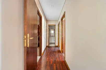 Apartamento T3 para Venda em São Vitor (Braga)