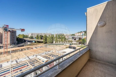 Apartamento T3 para Venda em São Vitor (Braga)