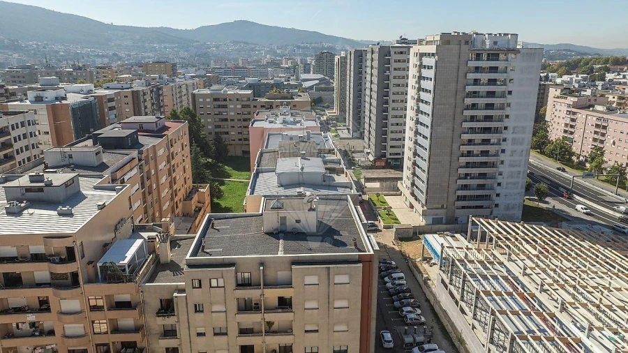 Apartamento T3 para Venda em São Vitor (Braga) Foto 23