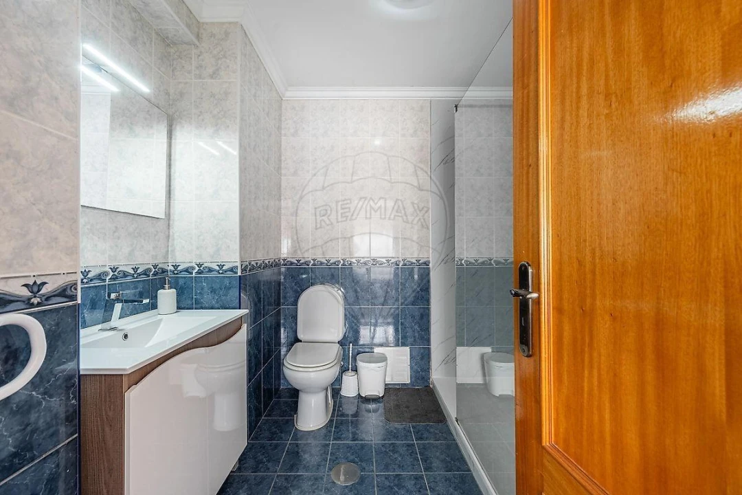 Apartamento T3 para Venda em Castêlo da Maia Foto 18