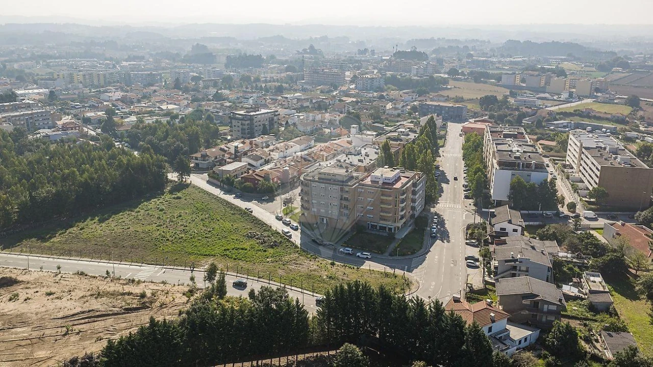 Apartamento T3 para Venda em Castêlo da Maia Foto 5