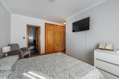 Apartamento T3 para Venda em Castêlo da Maia