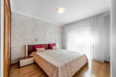 Apartamento T3 para Venda em Castêlo da Maia