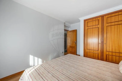 Apartamento T3 para Venda em Castêlo da Maia