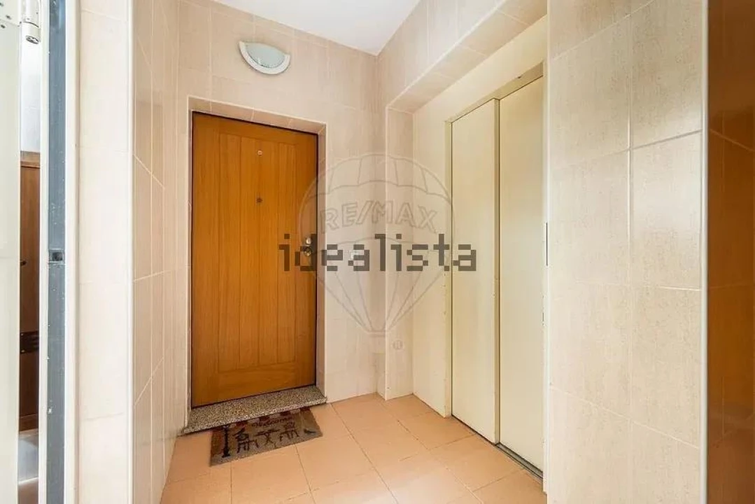 Apartamento T2 para Venda em Cristelos, Boim e Ordem Foto 16