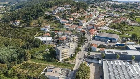 Apartamento T2 para Venda em Cristelos, Boim e Ordem