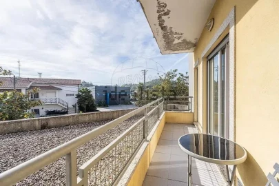 Apartamento T2 para Venda em Cristelos, Boim e Ordem