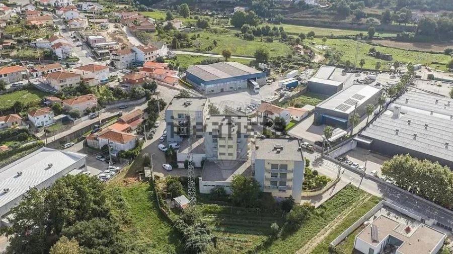 Apartamento T2 para Venda em Cristelos, Boim e Ordem Foto 20