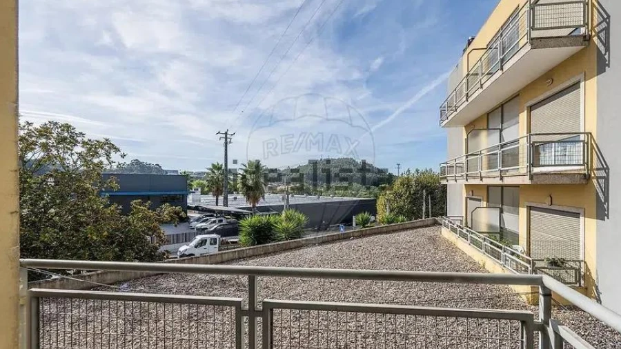 Apartamento T2 para Venda em Cristelos, Boim e Ordem