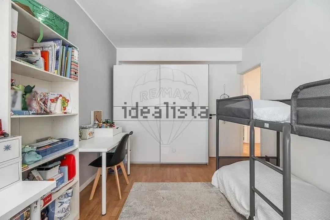 Apartamento T2 para Venda em Arcozelo Foto 11