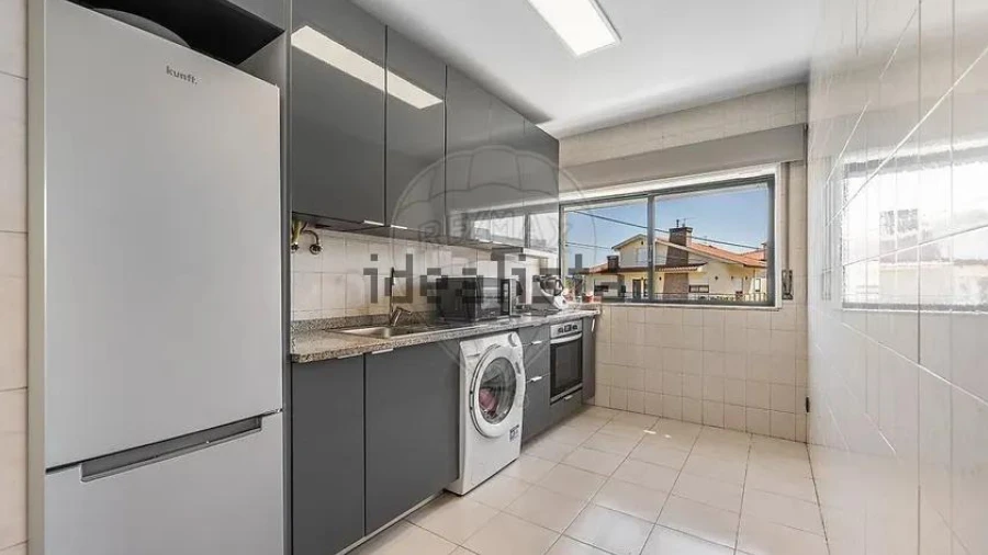 Apartamento T2 para Venda em Arcozelo