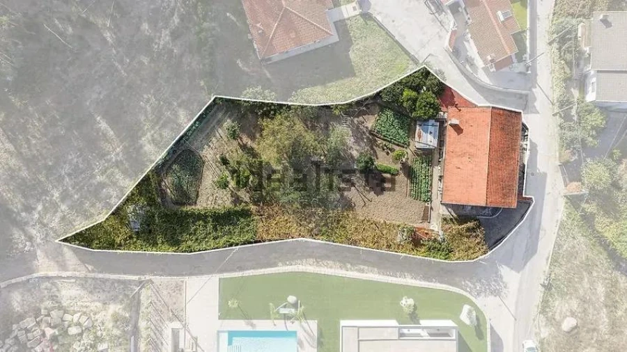 Moradia T4 para Venda em Cernadelo e Lousada (São Miguel e Santa Margarida) Foto 24