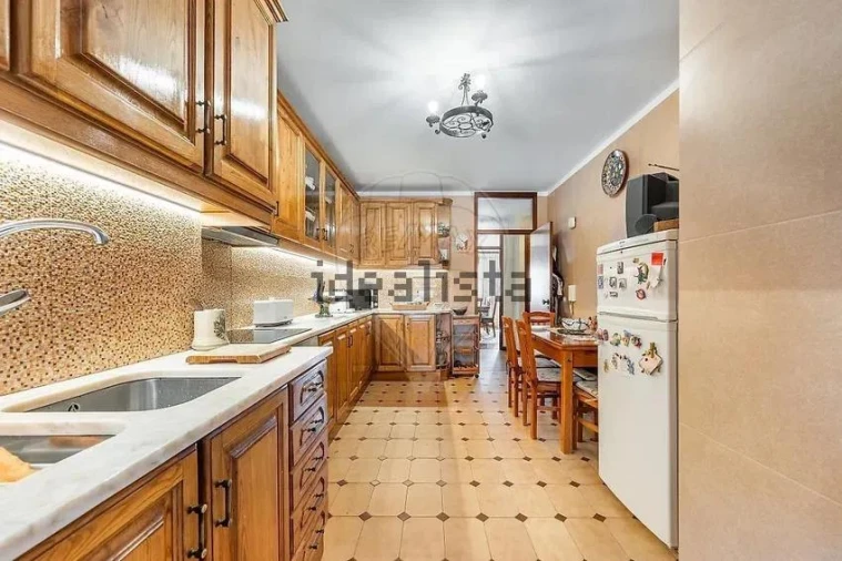Apartamento T3 para Venda em Cedofeita, Santo Ildefonso, Sé, Miragaia, São Nicolau e Vitória Foto 7
