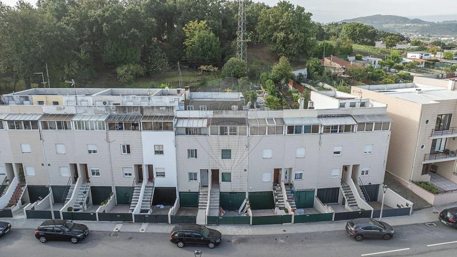 Moradia T3 para Venda em Creixomil