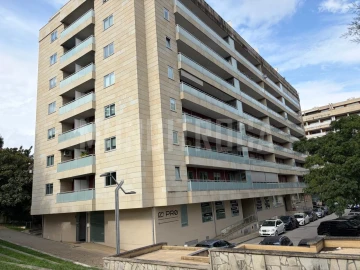 Apartamento T3 para Arrendamento em Nogueira, Fraião e Lamaçães