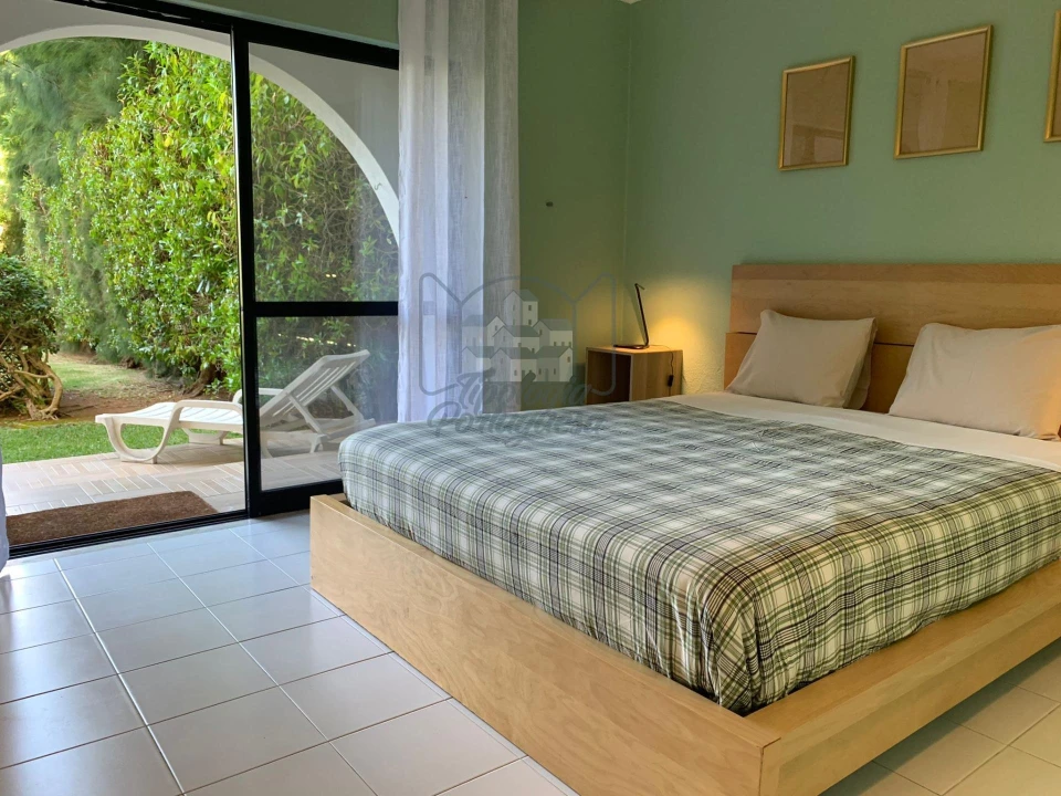 Apartamento T1 para Venda em Albufeira e Olhos de Água Foto 1