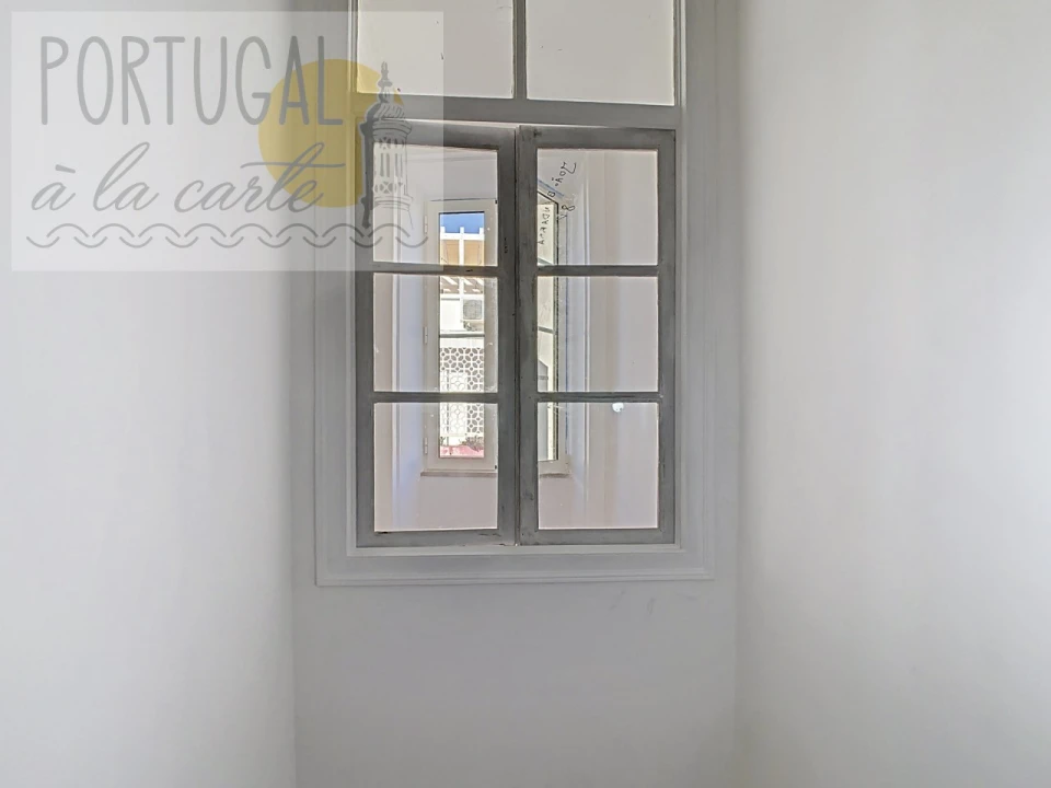 Moradia T4 para Venda em Olhão Foto 11