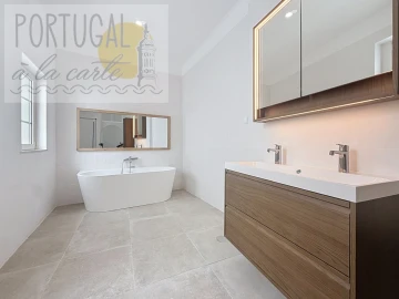 Moradia T4 para Venda em Olhão