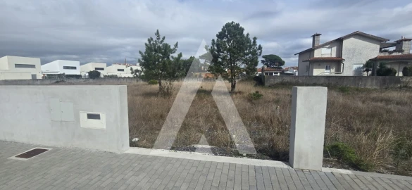 Terreno para Venda em Apúlia e Fão