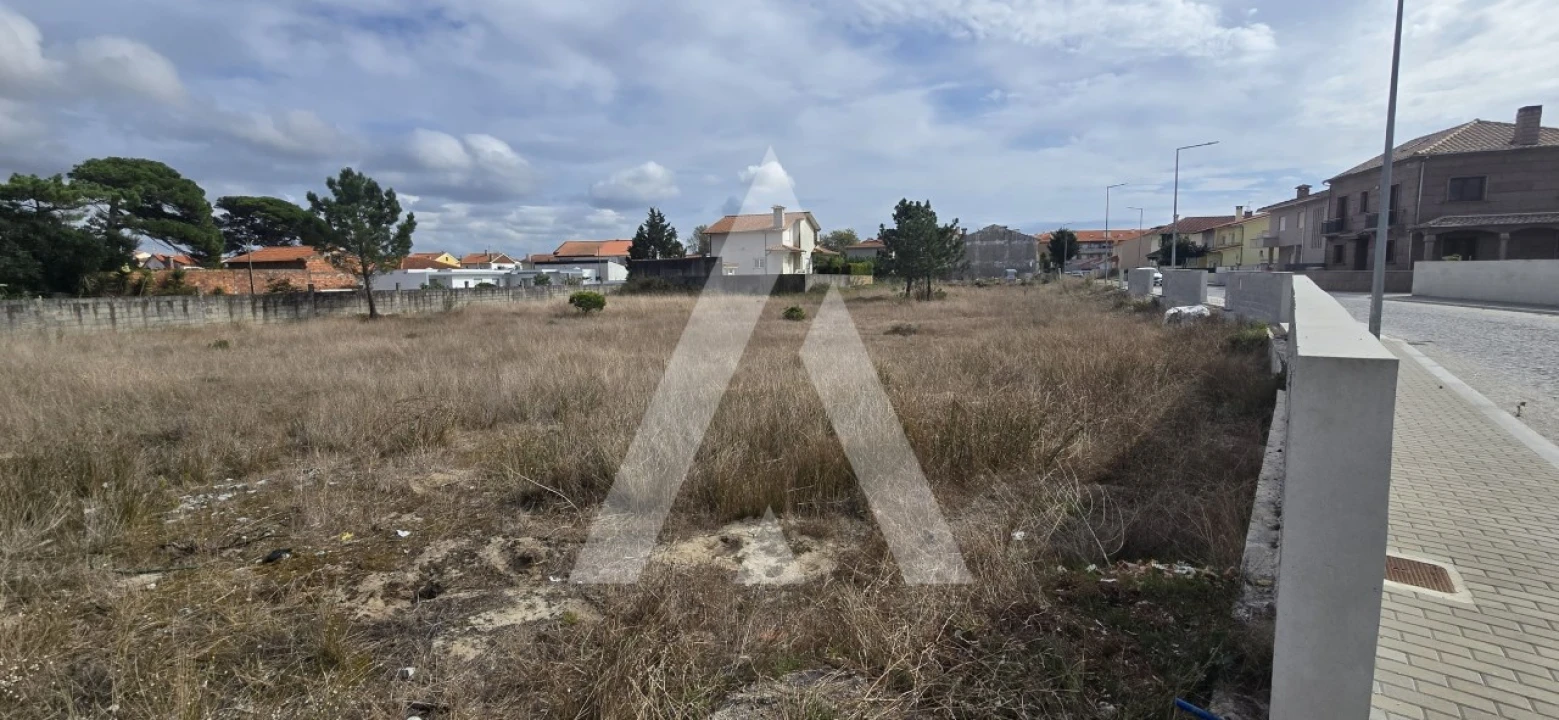 Terreno para Venda em Apúlia e Fão Foto 11