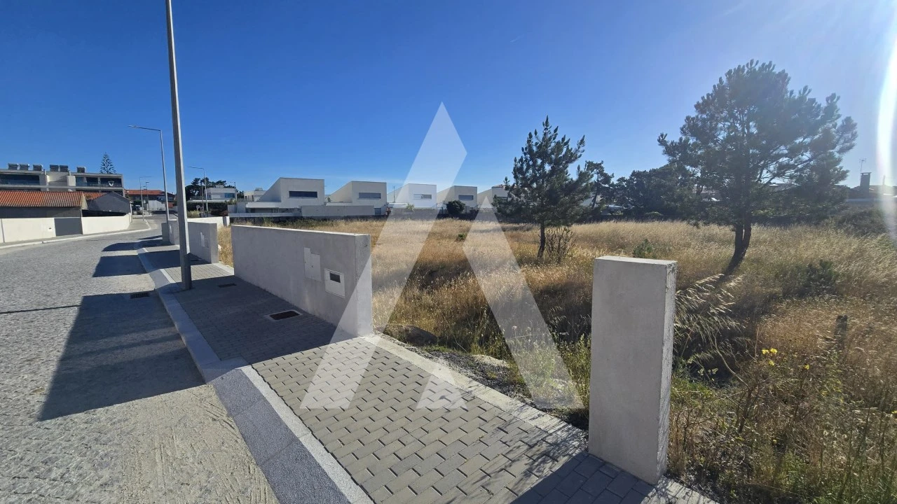 Terreno para Venda em Apúlia e Fão Foto 2