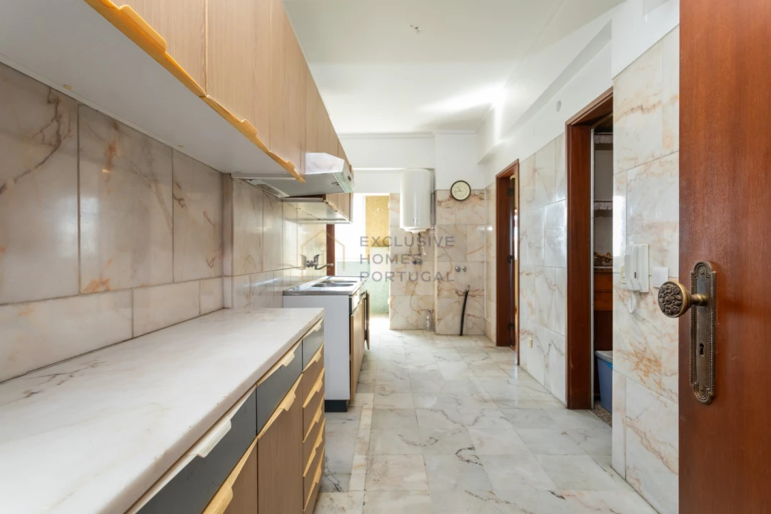 Apartamento T4 para Venda em Almada, Cova da Piedade, Pragal e Cacilhas Foto 9