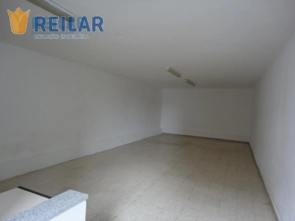 Armazém para Arrendamento em Santa Iria de Azoia, São João da Talha e Bobadela Foto 6