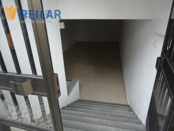 Armazém para Arrendamento em Santa Iria de Azoia, São João da Talha e Bobadela
