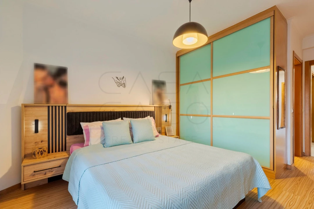 Apartamento T4 para Venda em Pinhal Novo Foto 13