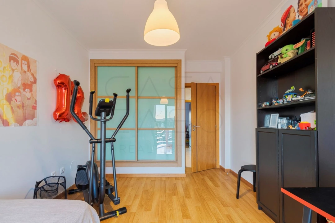 Apartamento T4 para Venda em Pinhal Novo Foto 18