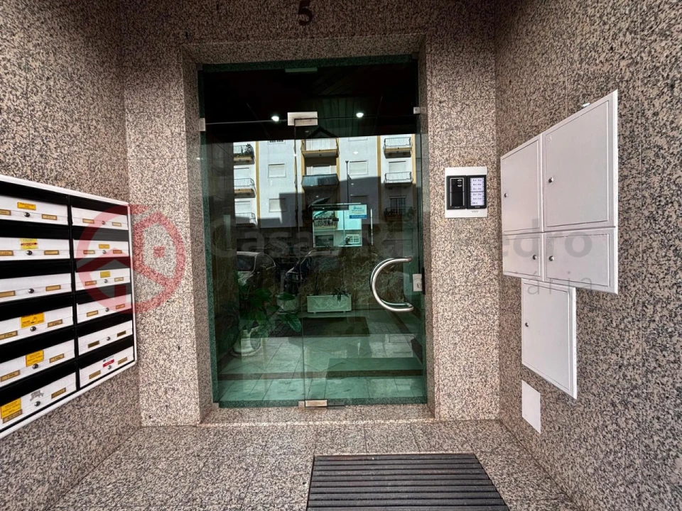 Apartamento T2 para Venda em Amora Foto 24
