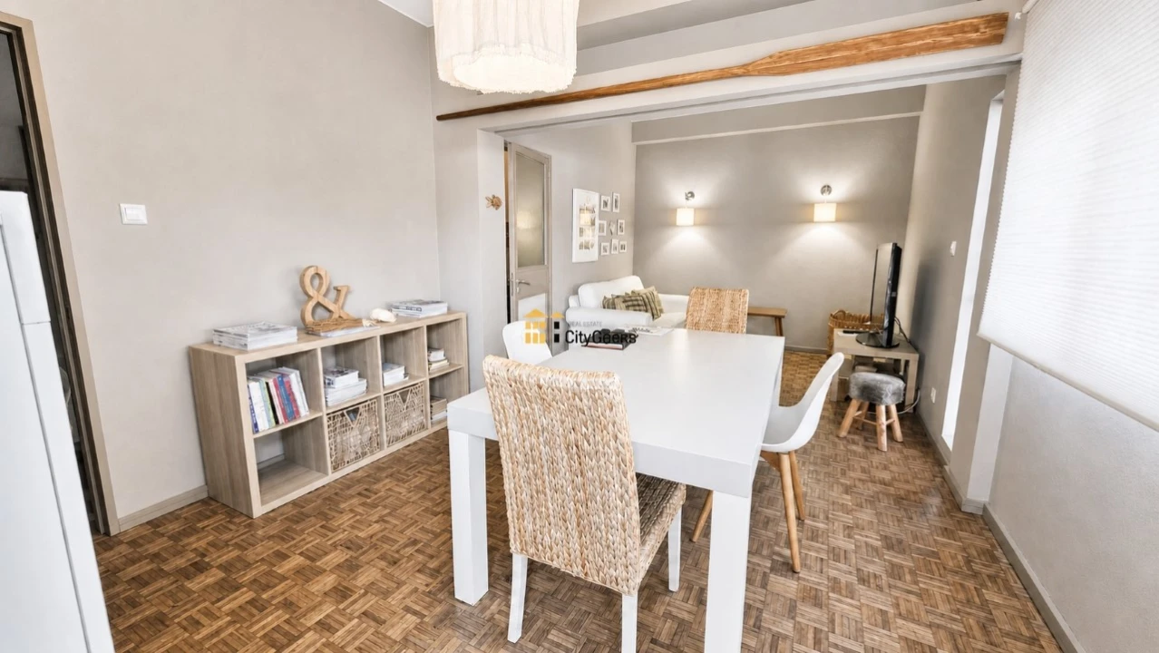 Apartamento T4 para Venda em Cedofeita, Santo Ildefonso, Sé, Miragaia, São Nicolau e Vitória Foto 1