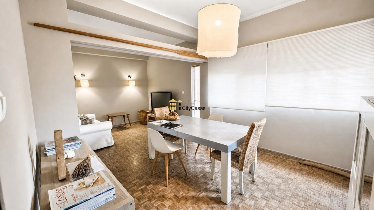 Apartamento T4 para Venda em Cedofeita, Santo Ildefonso, Sé, Miragaia, São Nicolau e Vitória Foto 2