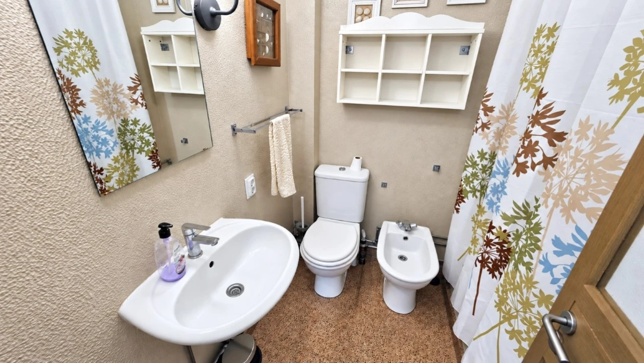 Apartamento T4 para Venda em Cedofeita, Santo Ildefonso, Sé, Miragaia, São Nicolau e Vitória Foto 14