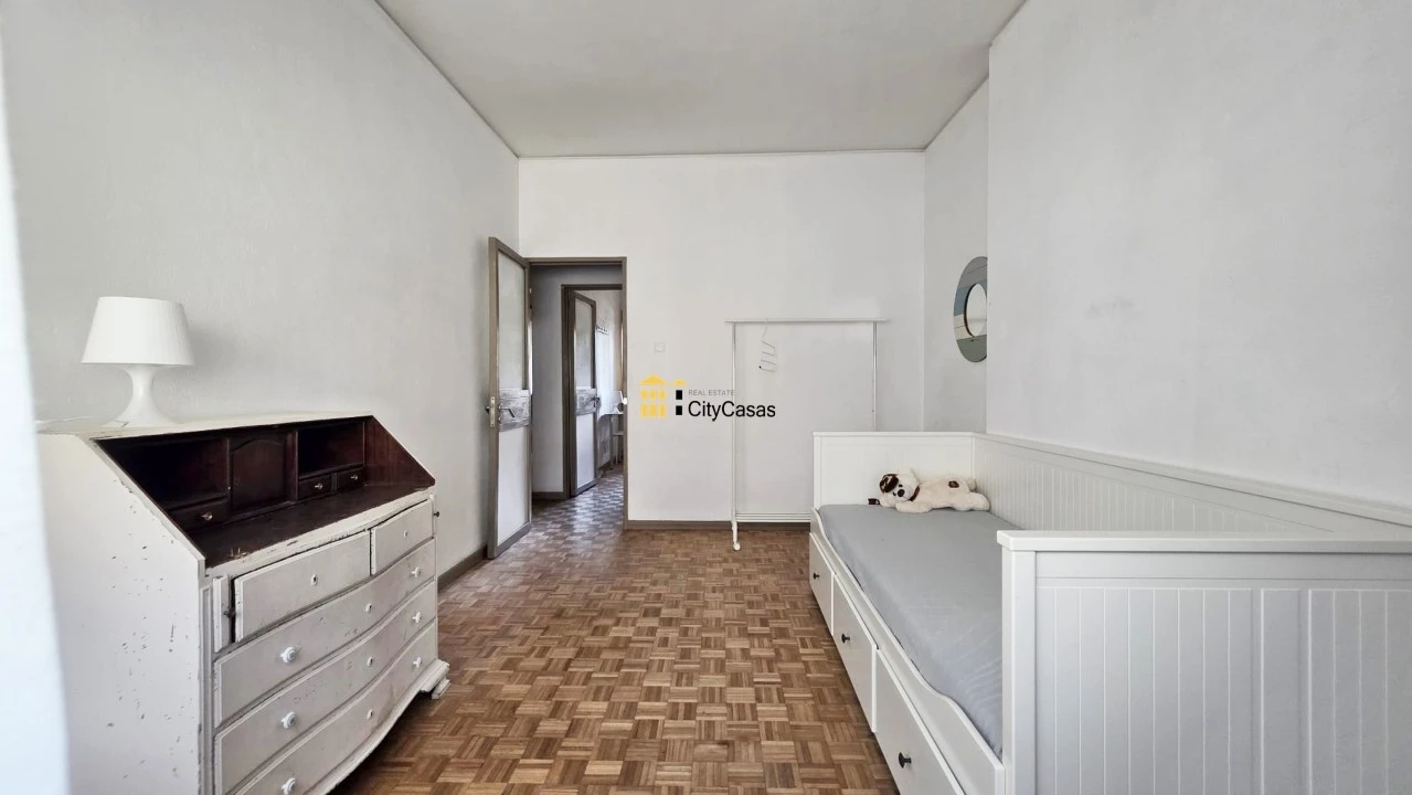 Apartamento T4 para Venda em Cedofeita, Santo Ildefonso, Sé, Miragaia, São Nicolau e Vitória Foto 12