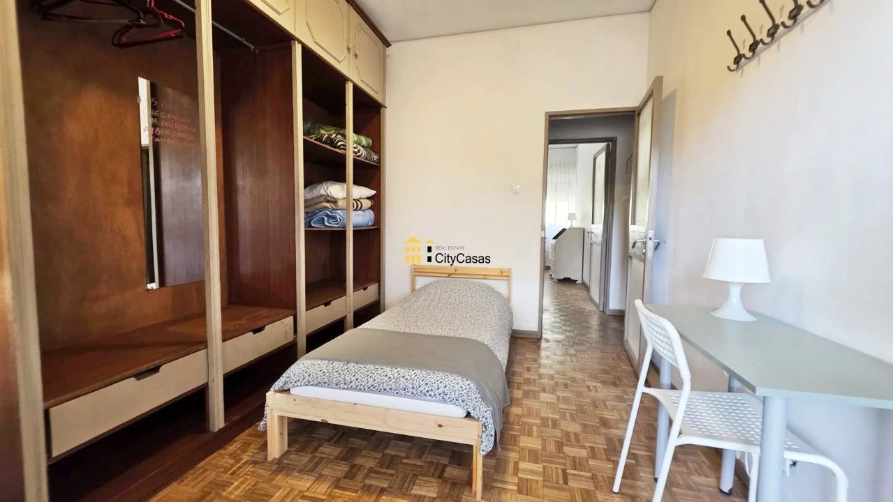 Apartamento T4 para Venda em Cedofeita, Santo Ildefonso, Sé, Miragaia, São Nicolau e Vitória Foto 18