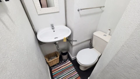 Apartamento T4 para Venda em Cedofeita, Santo Ildefonso, Sé, Miragaia, São Nicolau e Vitória