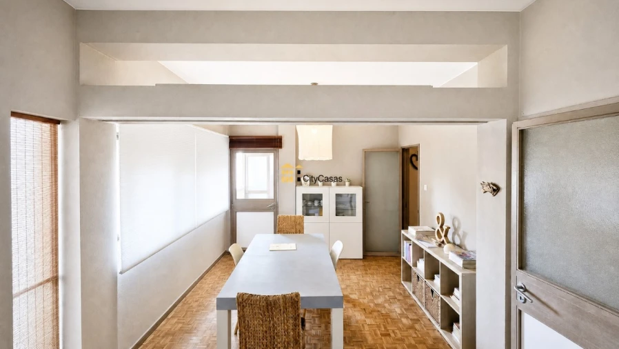 Apartamento T4 para Venda em Cedofeita, Santo Ildefonso, Sé, Miragaia, São Nicolau e Vitória Foto 4