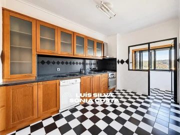 Apartamento T3 para Venda em Lourosa