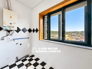 Apartamento T3 para Venda em Lourosa