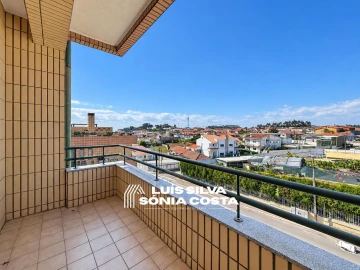 Apartamento T3 para Venda em Lourosa