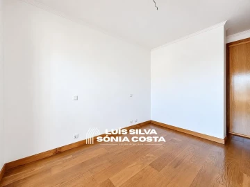 Apartamento T3 para Venda em Lourosa