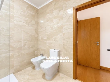 Apartamento T3 para Venda em Lourosa