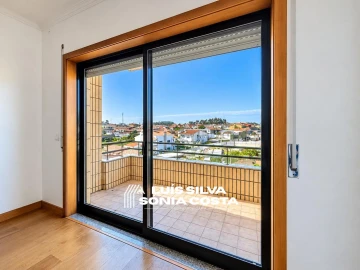 Apartamento T3 para Venda em Lourosa