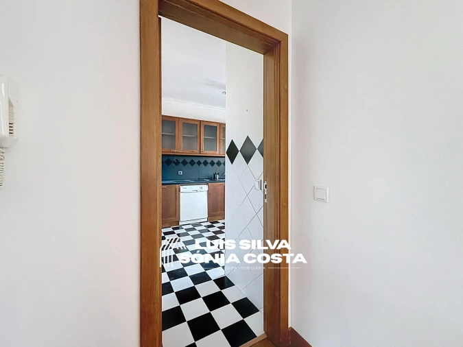 Apartamento T3 para Venda em Lourosa Foto 14